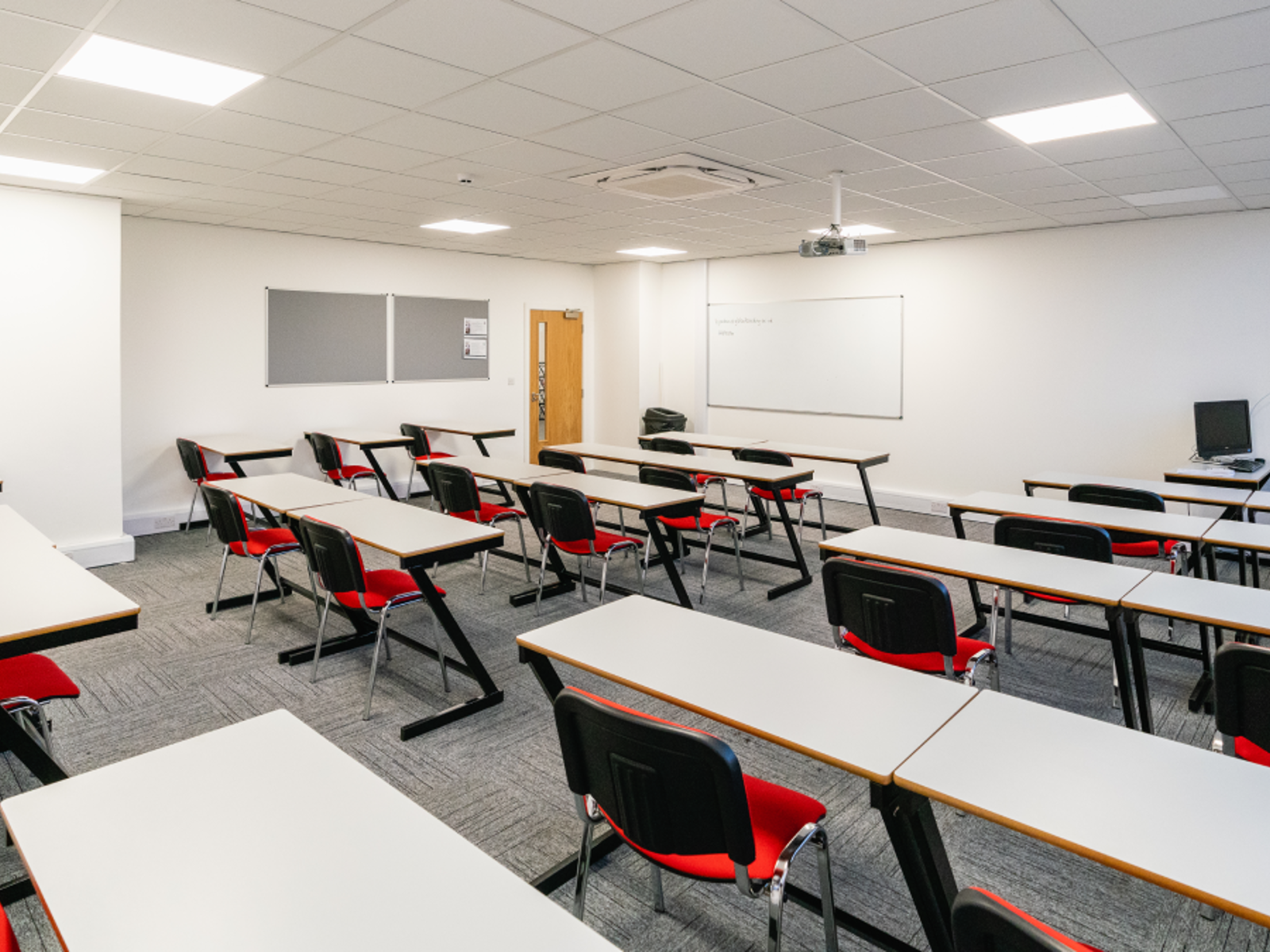 Learn English Language in Manchester | English Path