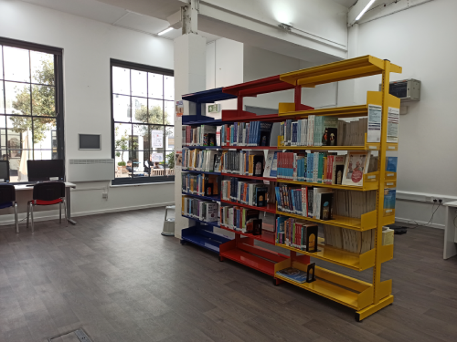 Study English Language Courses in Leeds | English Path