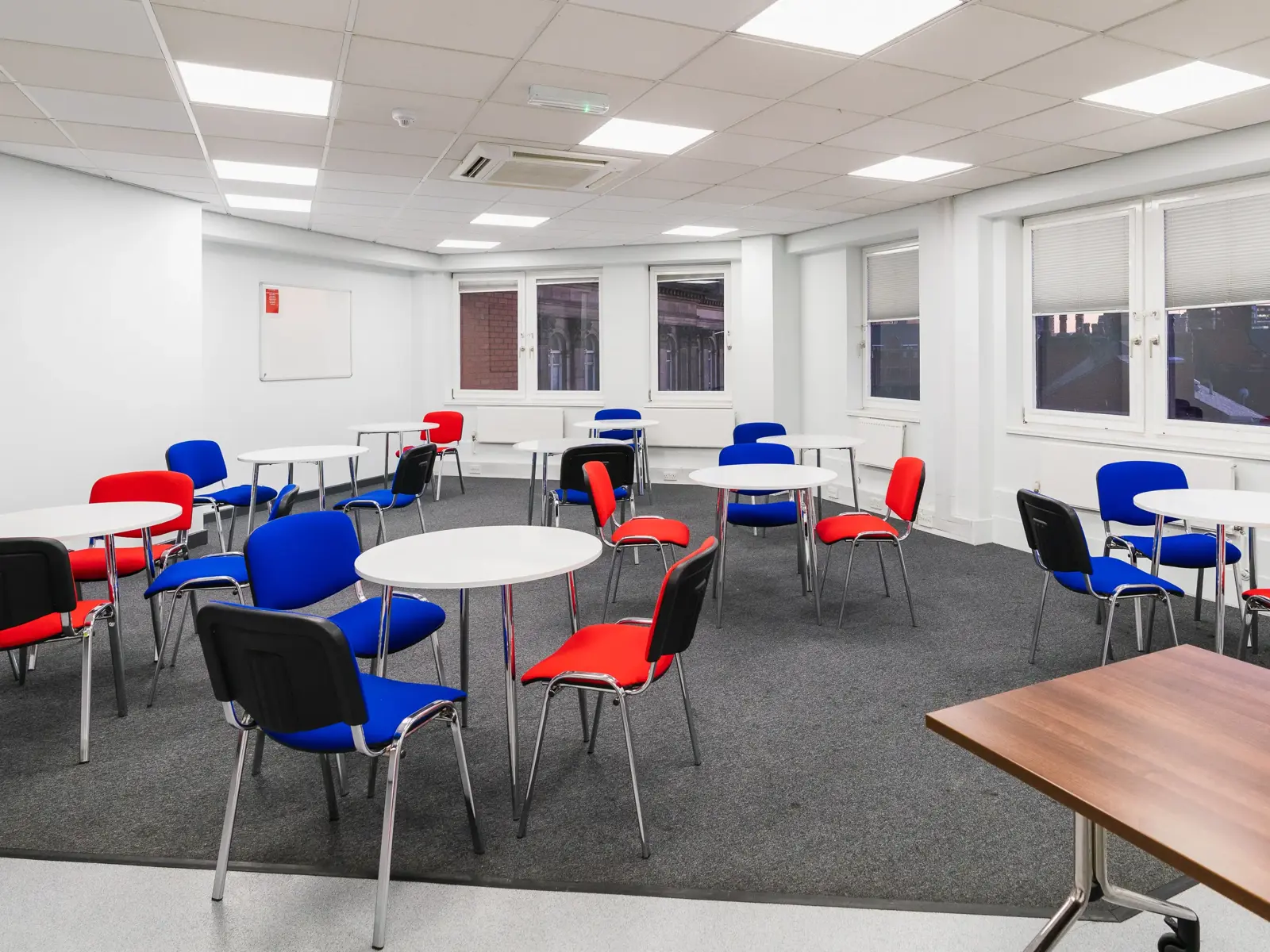 Study English Language Courses in Leeds | English Path